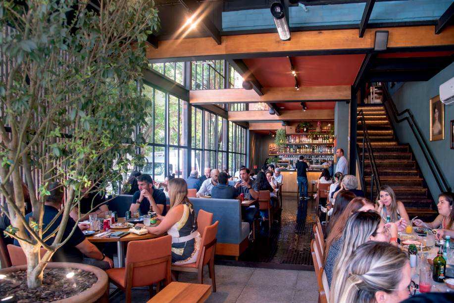 Ian Cozinha Árabe: salão concorrido no almoço e no jantar Ian Cozinha Árabe: salão concorrido no almoço e no jantar