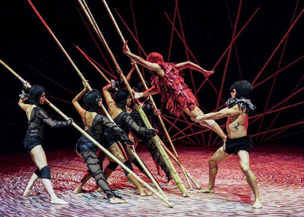 ‘Sagração’ de Deborah Colker traz toque brasileiro a clássico russo