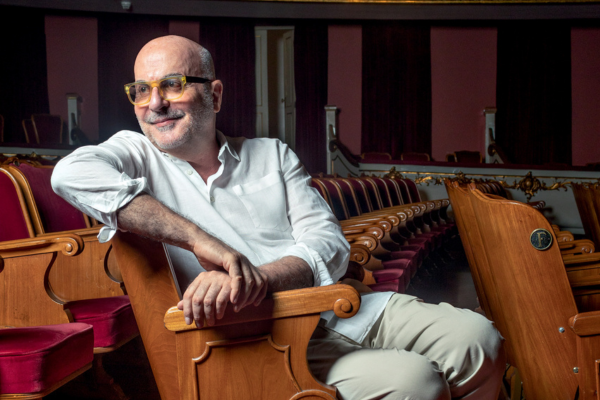 “Quebrei muito a cara e fiz muito sucesso”, diz Jorge Takla