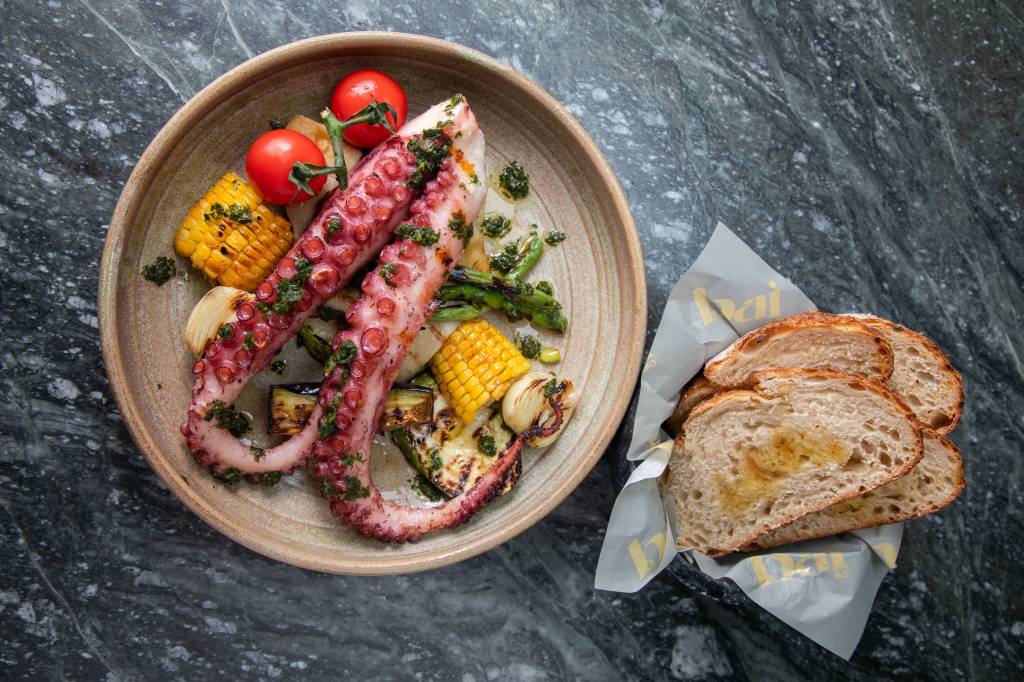 Bai 180º une as culinárias da Ásia e a do Mediterrâneo