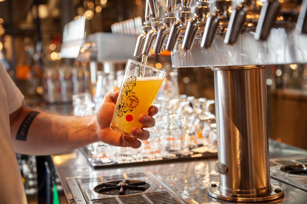 Câmara Fria, bar escondido em Moema, é “invadido” pelo Tank Brewpub