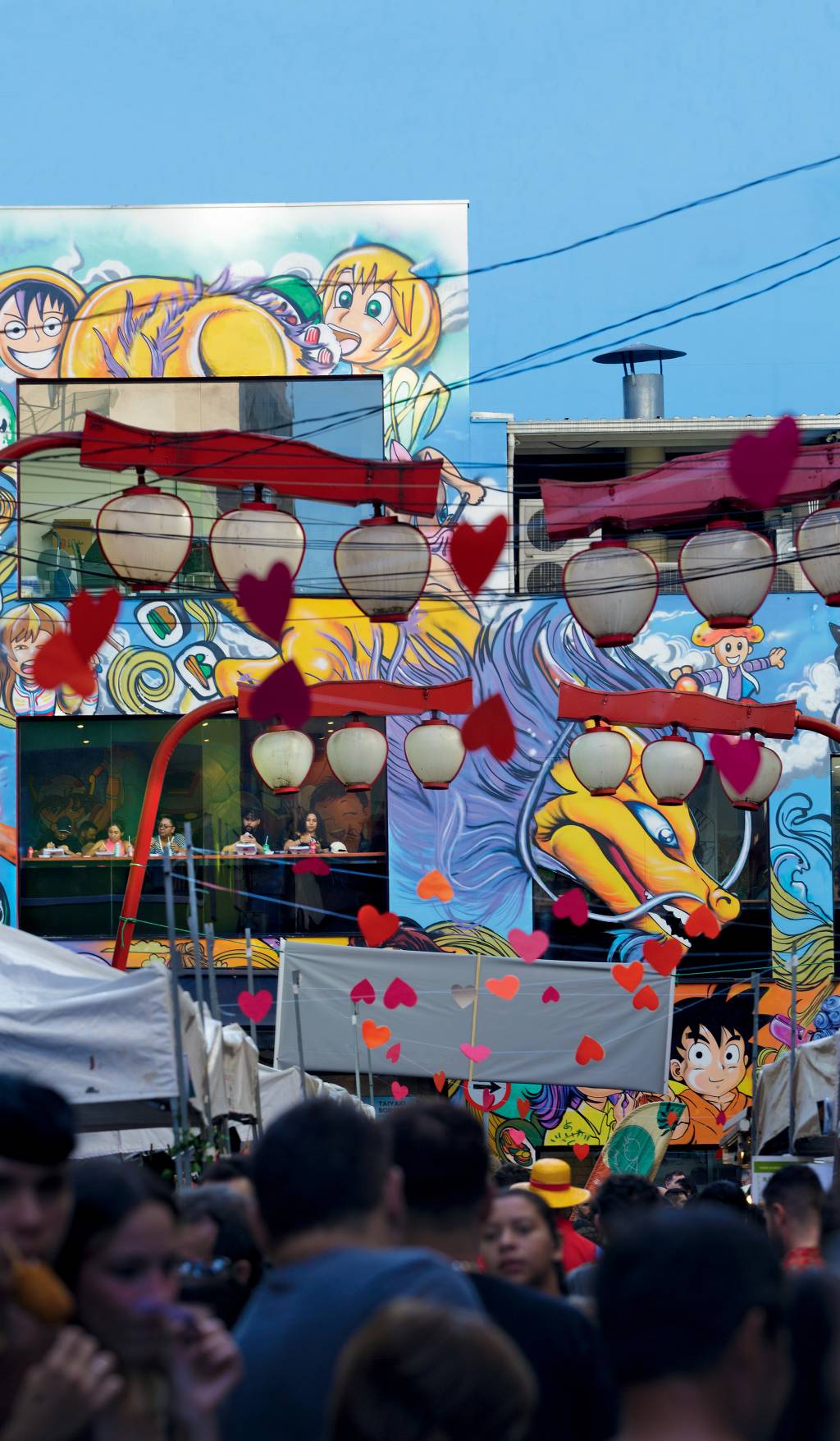 Conheça a nova Liberdade, com comidinhas surpreendentes, cafés temáticos e lojas pop