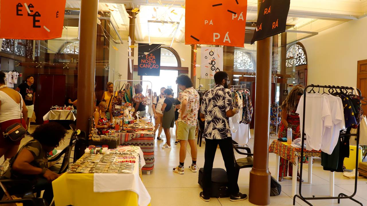 feira-luz-criativa-museu-lingua-portuguesa