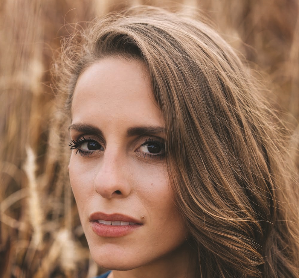 Clarissa Braga retorna aos palcos com solo de dança