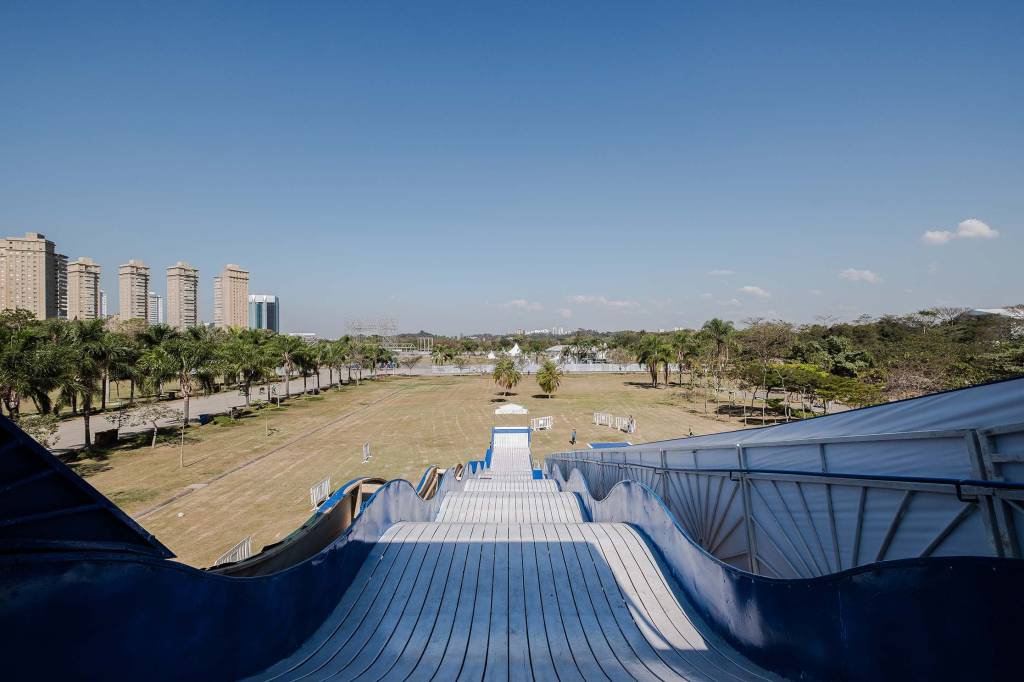 Parque Villa-Lobos inaugura tobogã com 30 metros de extensão