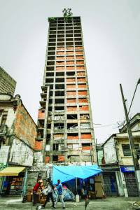 São Paulo 02 dezembro 2019Foto Alexandre Battibugli caveirao-predio-abandonado-sp
