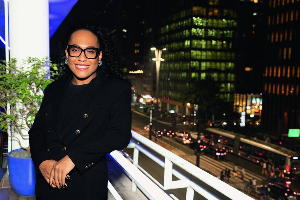 Raquel Virgínia inaugura evento LGBTQIA+ na Casa das Caldeiras