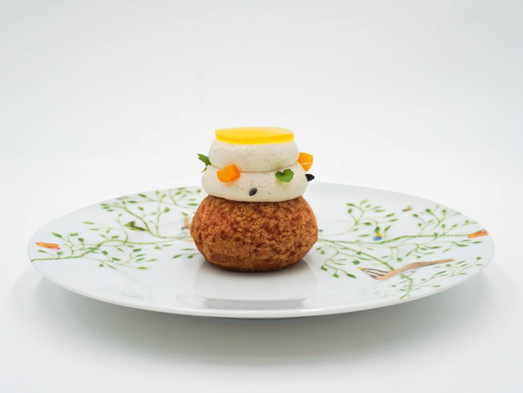 Choux – Le Bristol Paris Divulgação.png choux-frutas-amarelas