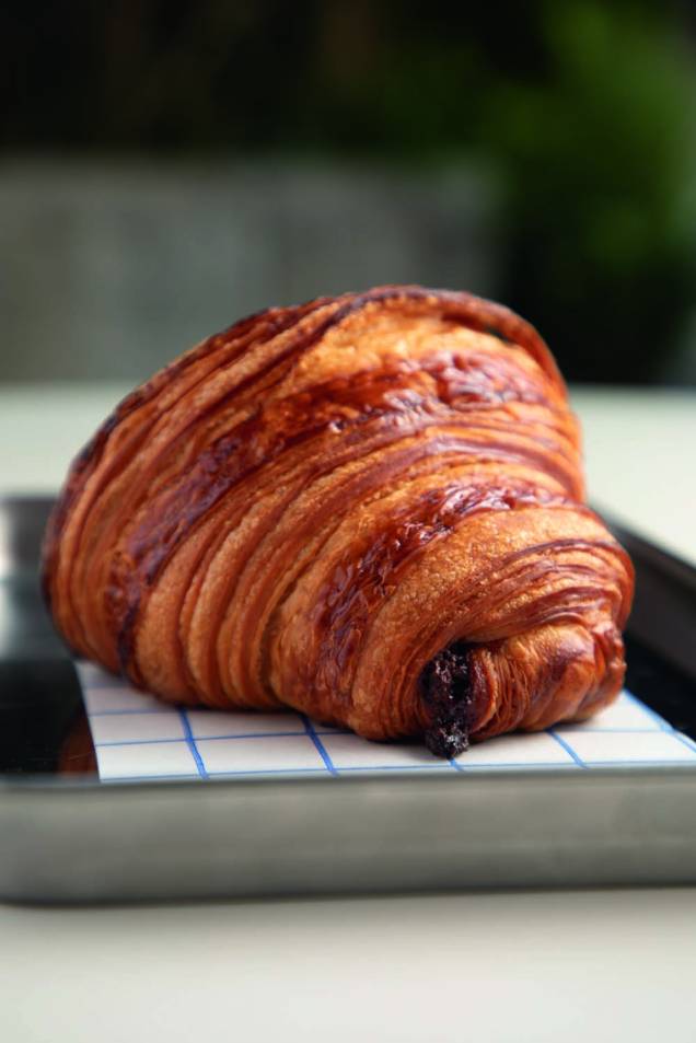 Kio Bakehouse: croissant recheado com três chocolates Kio Bakehouse: croissant recheado com três chocolates