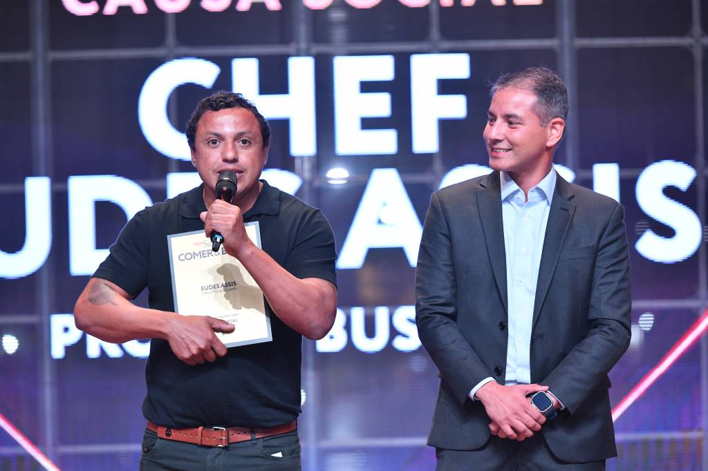 Chef Eudes Assis e Gabriel Motomura