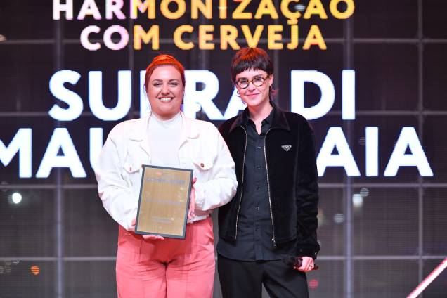 Adriana Monteiro, do Supra di Mauro Maia, com Laura Miranda, representando Baden Baden Adriana Monteiro, do Supra di Mauro Maia, com Laura Miranda, representando Baden Baden