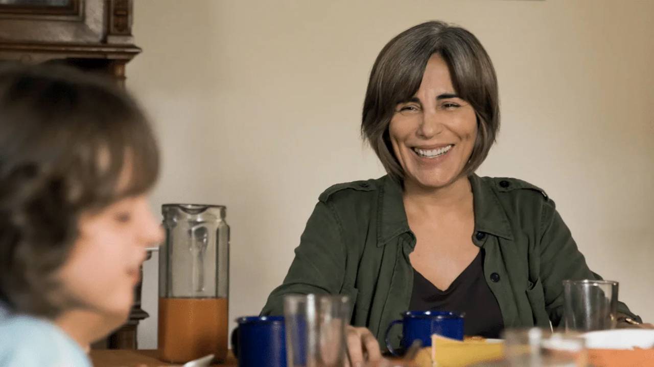 Gloria Pires no papel de "vovó ninja"