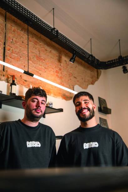 Ronin Café: Vitor Ribas e Pedro Nóbrega Ronin Café: Vitor Ribas e Pedro Nóbrega