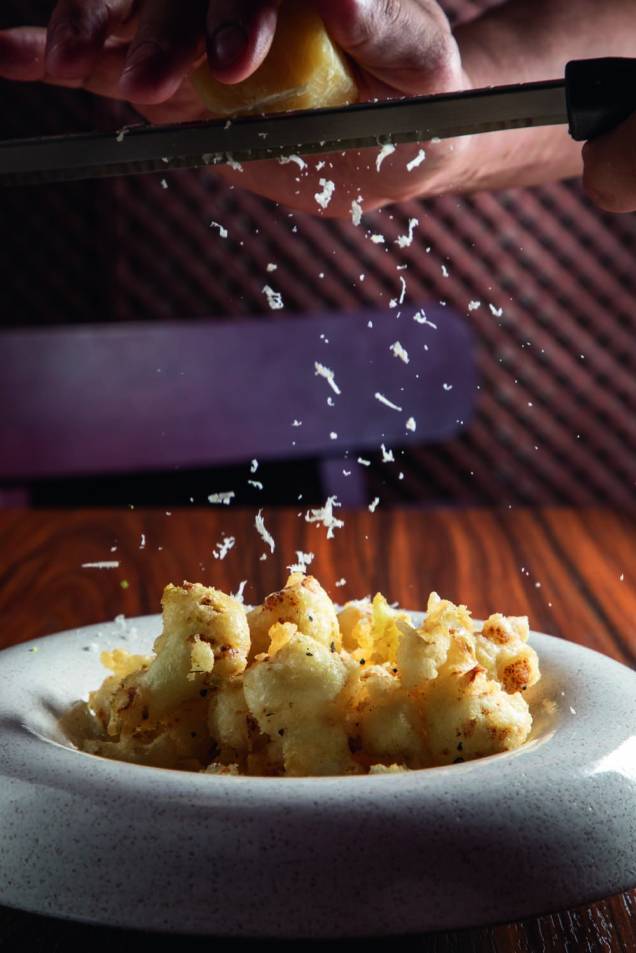 Mamma San: pedidas como tempurá de couve-flor cacio e pepe Mamma San: pedidas como tempurá de couve-flor cacio e pepe