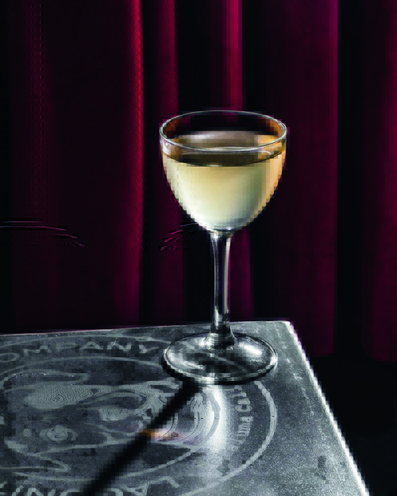 Sucesso no centro, bar Regô sugere novos drinques na carta