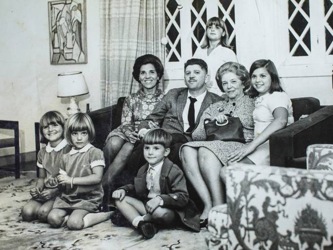 Fotos de Marcelo Rubens Paiva.Pelas ruas de São Paulo, em sua casa,e durante show na casa Bona. marcelo-rubens-paiva-familia