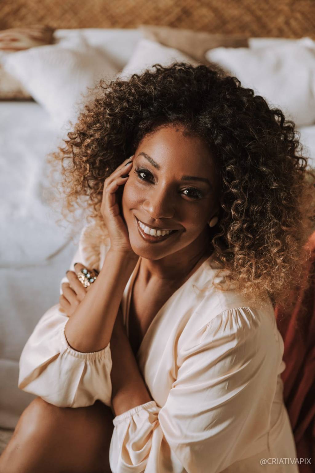 Adriana Lessa estrela concerto natalino