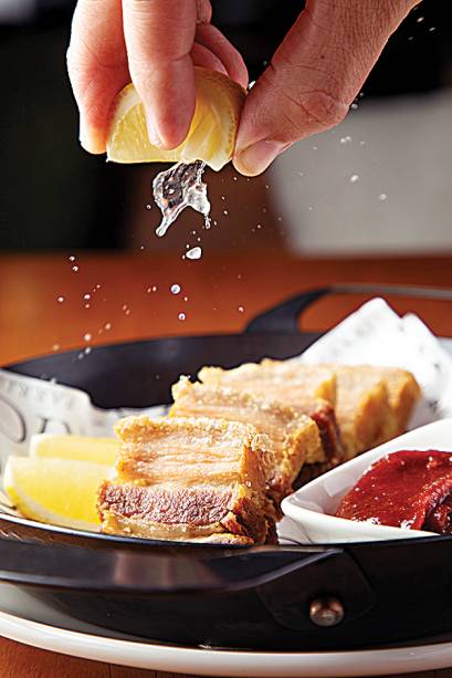 Barriga de porco com goiabada picante: sugestão do Rico Parrilla Barriga de porco com goiabada picante: sugestão do Rico Parrilla