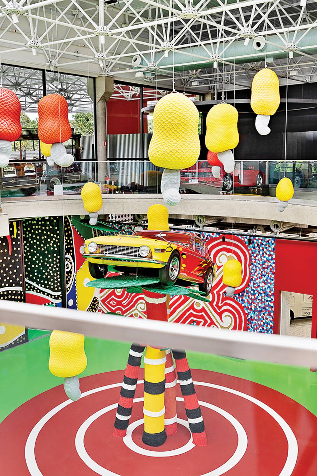 Museu em Campos do Jordão conta um século de história por meio de carros raros