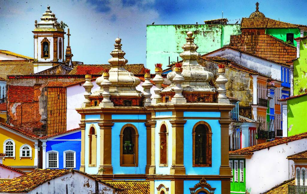 Cheia de novas e históricas atrações, Salvador está pronta para receber no verão
