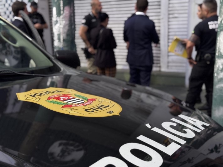 Polícia desativa central móvel de golpes por mensagem de texto em SP