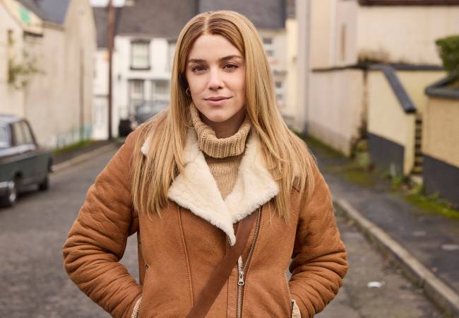 SENNA. Alice Wegmann as Lilian in Senna. Cr. Iza Campos/Netflix © 2024 senna-netflix