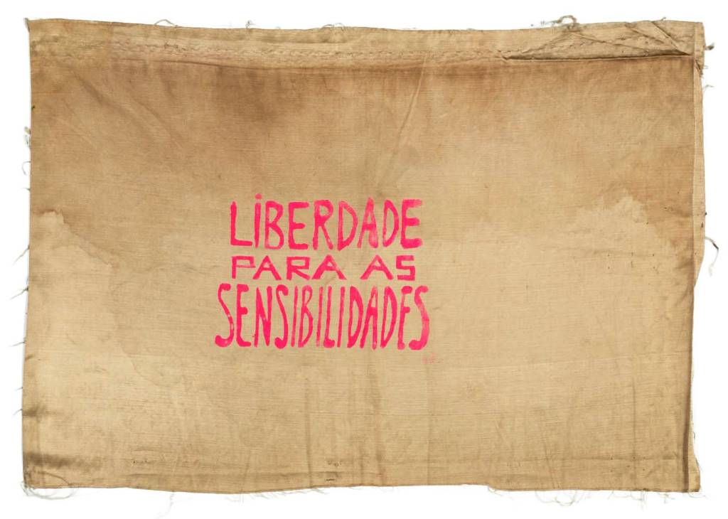 Exposição do Serigrafistas Queer no Masp tem obras feitas com o público