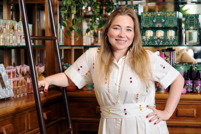 Perfumaria brasileira se reinventa e ganha mercado