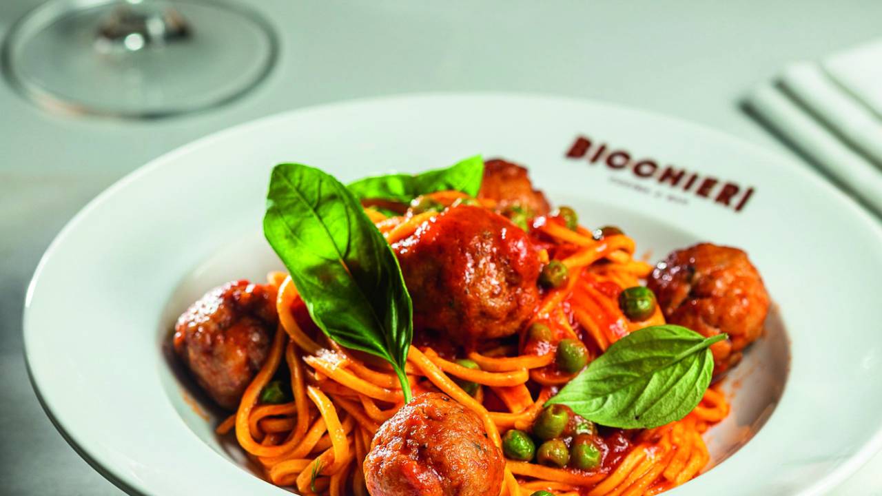 Bicchieri é a versão mais casual do italiano Tre Bicchieri