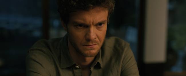 ACOMPANHANTE PERFEITA 3 Crédito Warner Bros. Pictures Divulgação Cena de 'Acompanhante Perfeita': Jack Quaid no papel de Josh