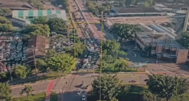 Piloto de avião pediu retorno imediato ao aeroporto, diz colega