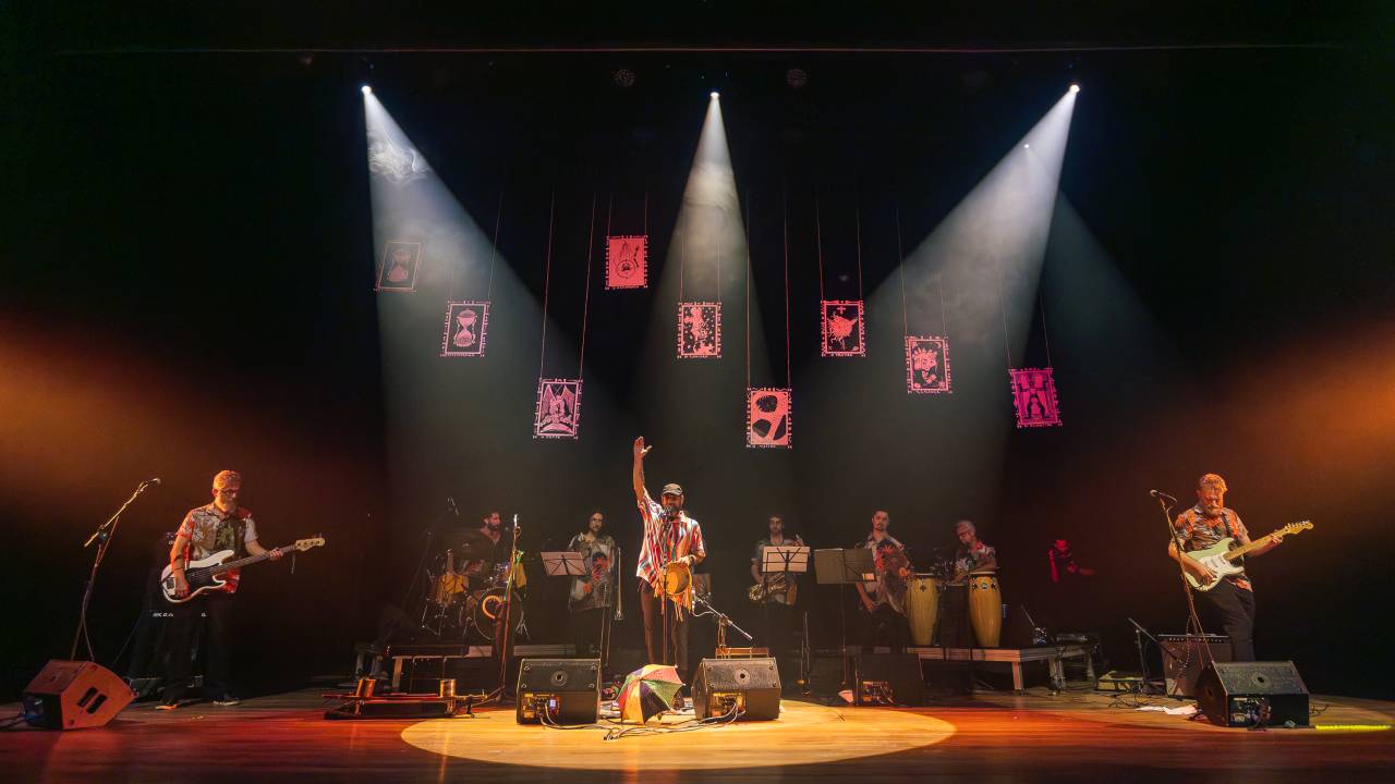 Deca Madureira & Orquestra Multicultural Brasílica: show no domingo (2)
