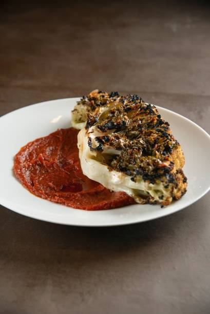 Couve-flor tostada: coquetelaria e cozinha no capricho Couve-flor tostada: coquetelaria e cozinha no capricho