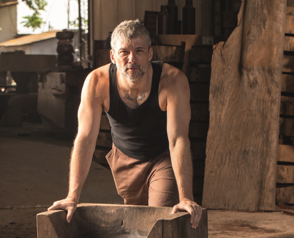 Jay Boggo abre exposição de esculturas em NY