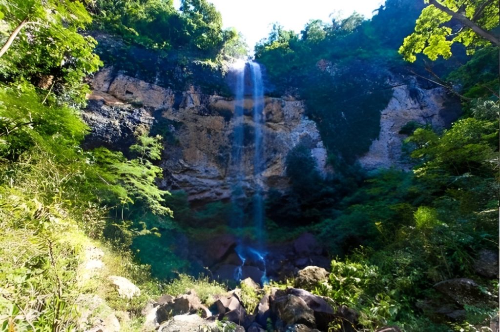 Cachoeira do Bisoli, em Torrinha