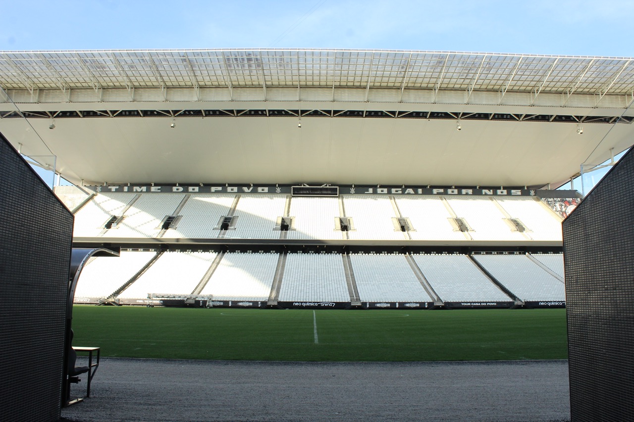 Entenda como torcedor morreu atropelado por caminhão da PM no Itaquerão