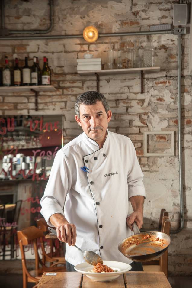 Balcone: o chef Jurandy Oliveira Balcone: o chef Jurandy Oliveira