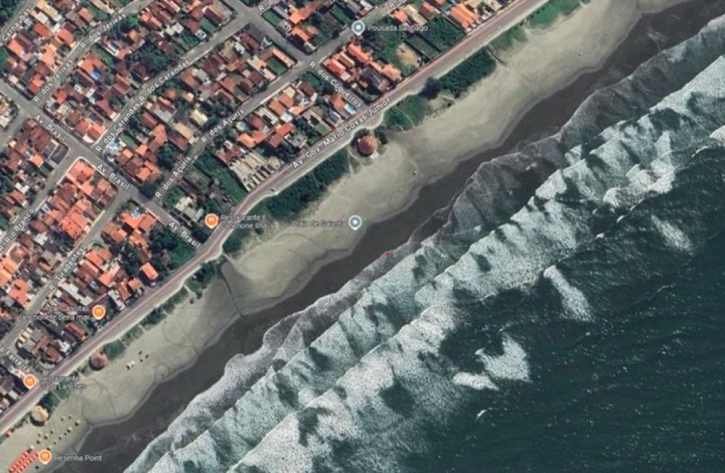 Local onde caiu aeronave em Itanhaém, no litoral paulista