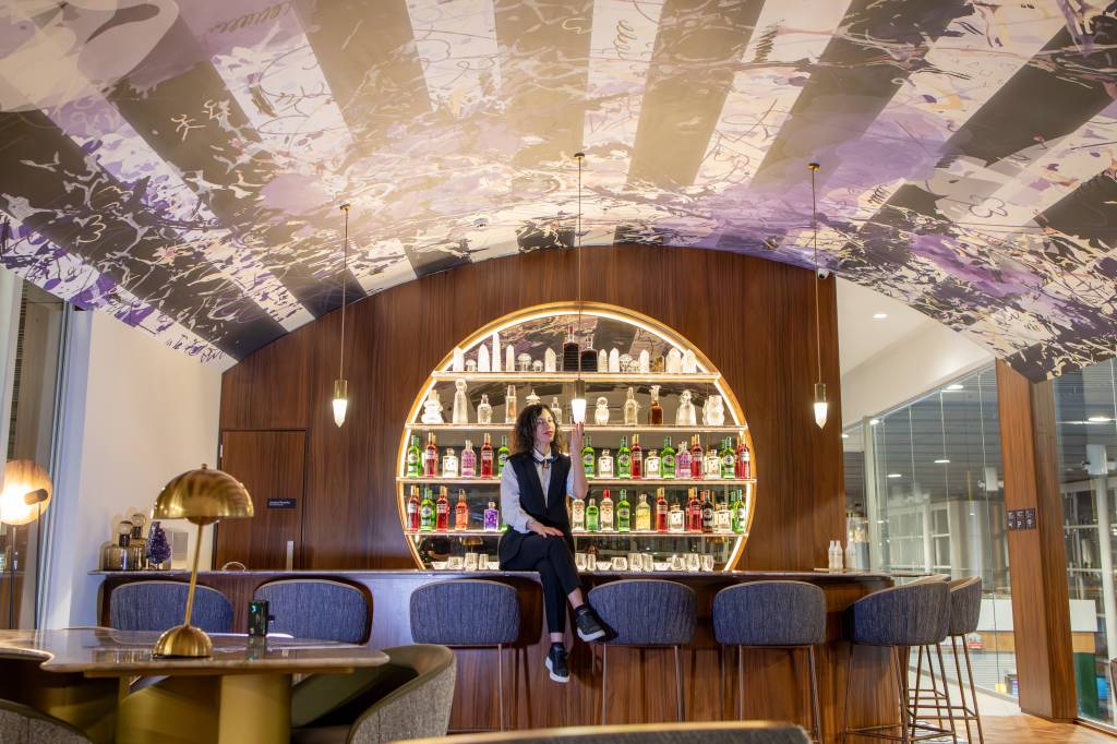 Designer francesa assina novo lounge VIP de Guarulhos