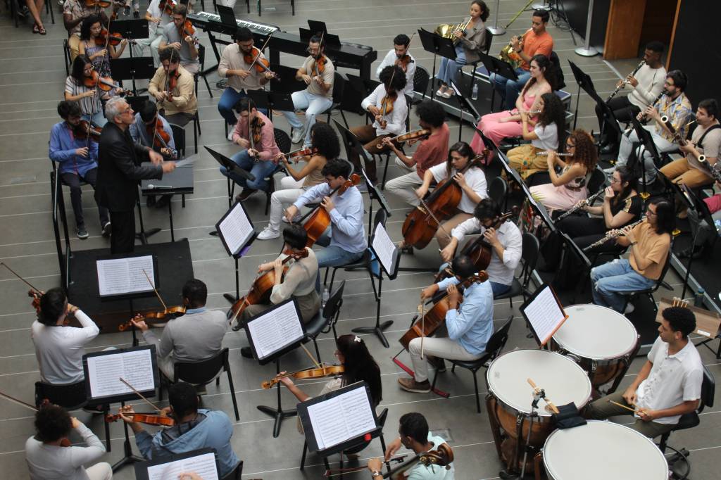 Orquestra de Câmara da USP completa 30 anos e estreia temporada 2025