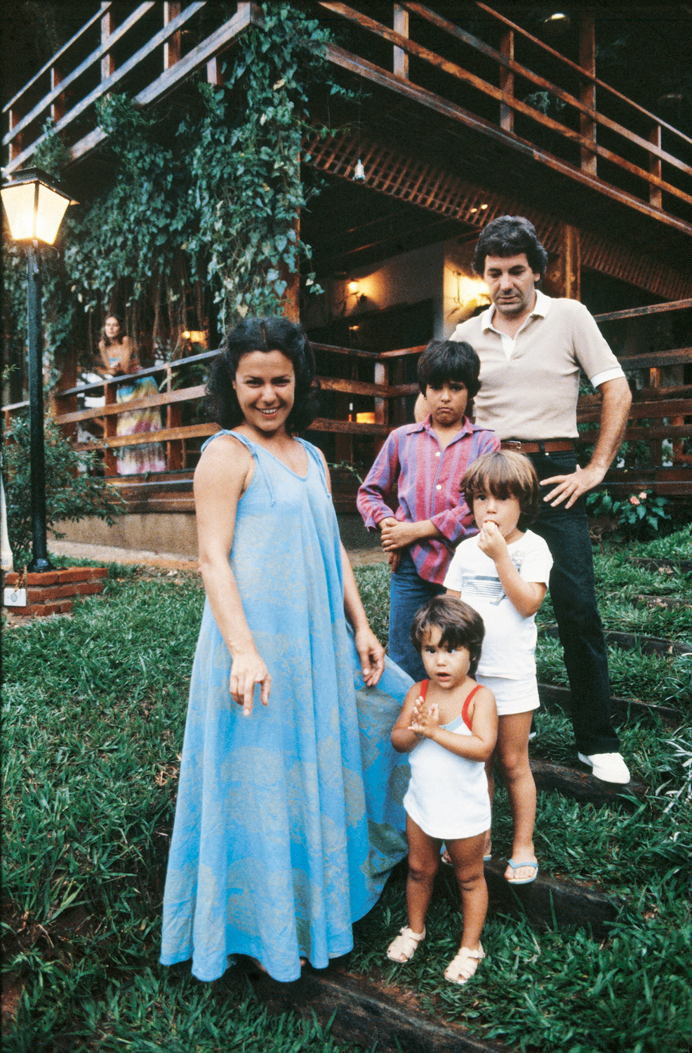 SP ELIS CANTAREIRA Elis Regina com o marido CEsar Camargo Mariano, os filhos JoAo Marcello BOscoli,.jpg SP ELIS CANTAREIRA Elis Regina com o marido CEsar Camargo Mariano, os filhos JoAo Marcello BOscoli,.jpg
