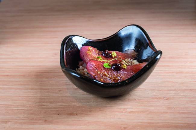 Kureiji, de Adriano Kanashiro, serve receitas autorais que põem Japão e Brasil no mesmo prato