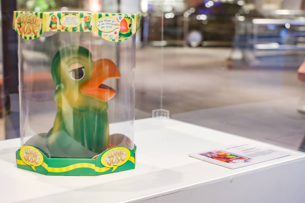 Louro José e mais peças em exposição sobre intimidade de famosos