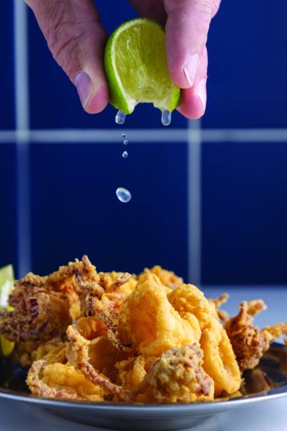 Lula à dorê e ceviche de peixes e frutos do mar: sugestões do boteco da Zona Norte Lula à dorê e ceviche de peixes e frutos do mar: sugestões do boteco da Zona Norte