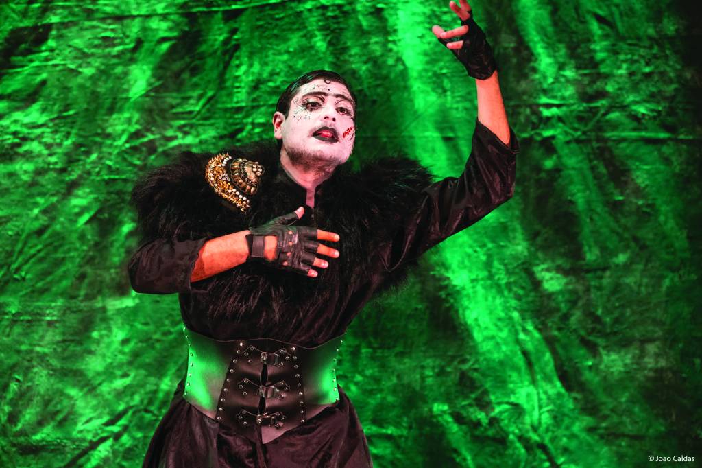 Grupo Garagem 21 encena três textos de Kafka para refletir sobre violência