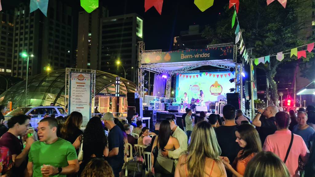 Festa junina vegana e com festival do morango rolam em SP