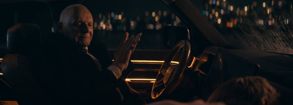 ‘Confinado’ testa limites da claustrofobia com vilão de Anthony Hopkins