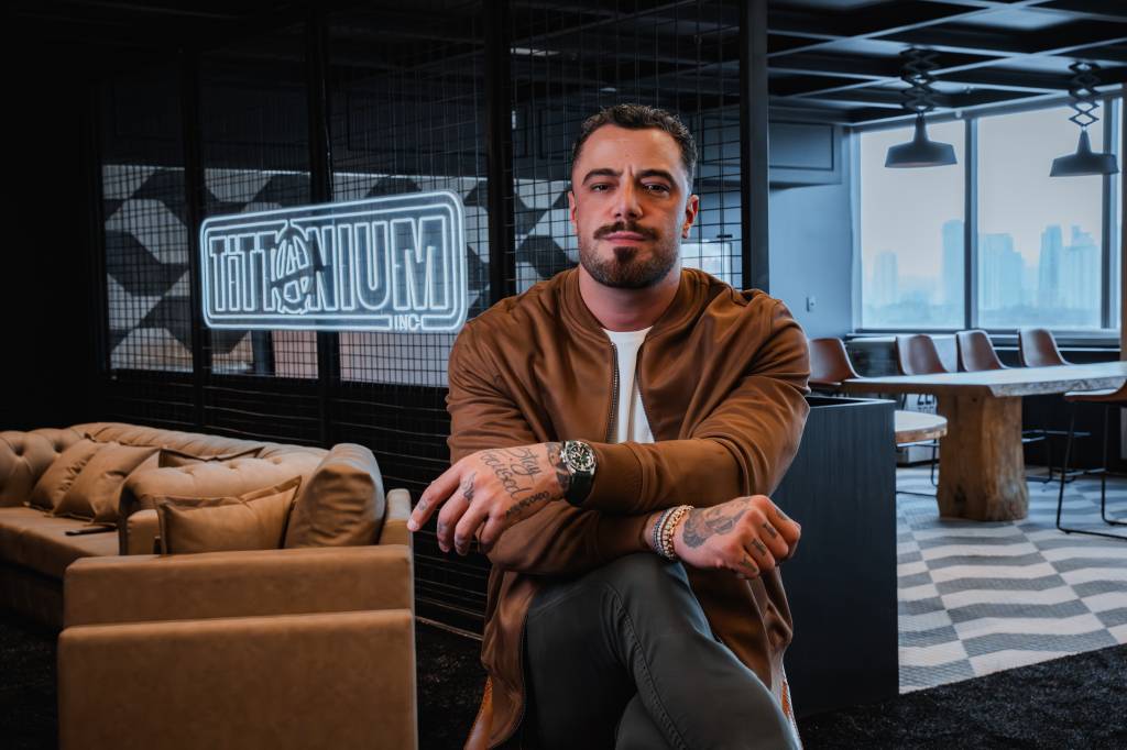 Felipe Titto inaugura sede de agência em Alphaville