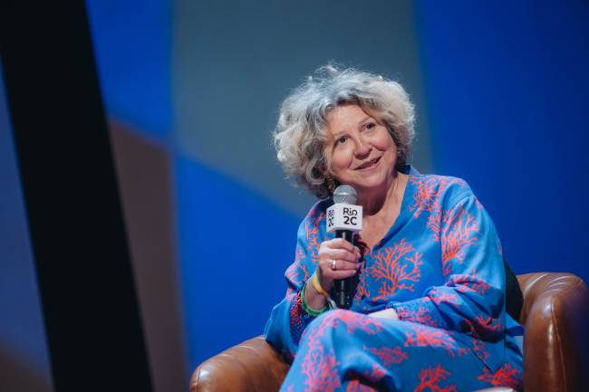 Esther Garcia, produtora de Pedro Almodóvar, no palco principal do Rio2C