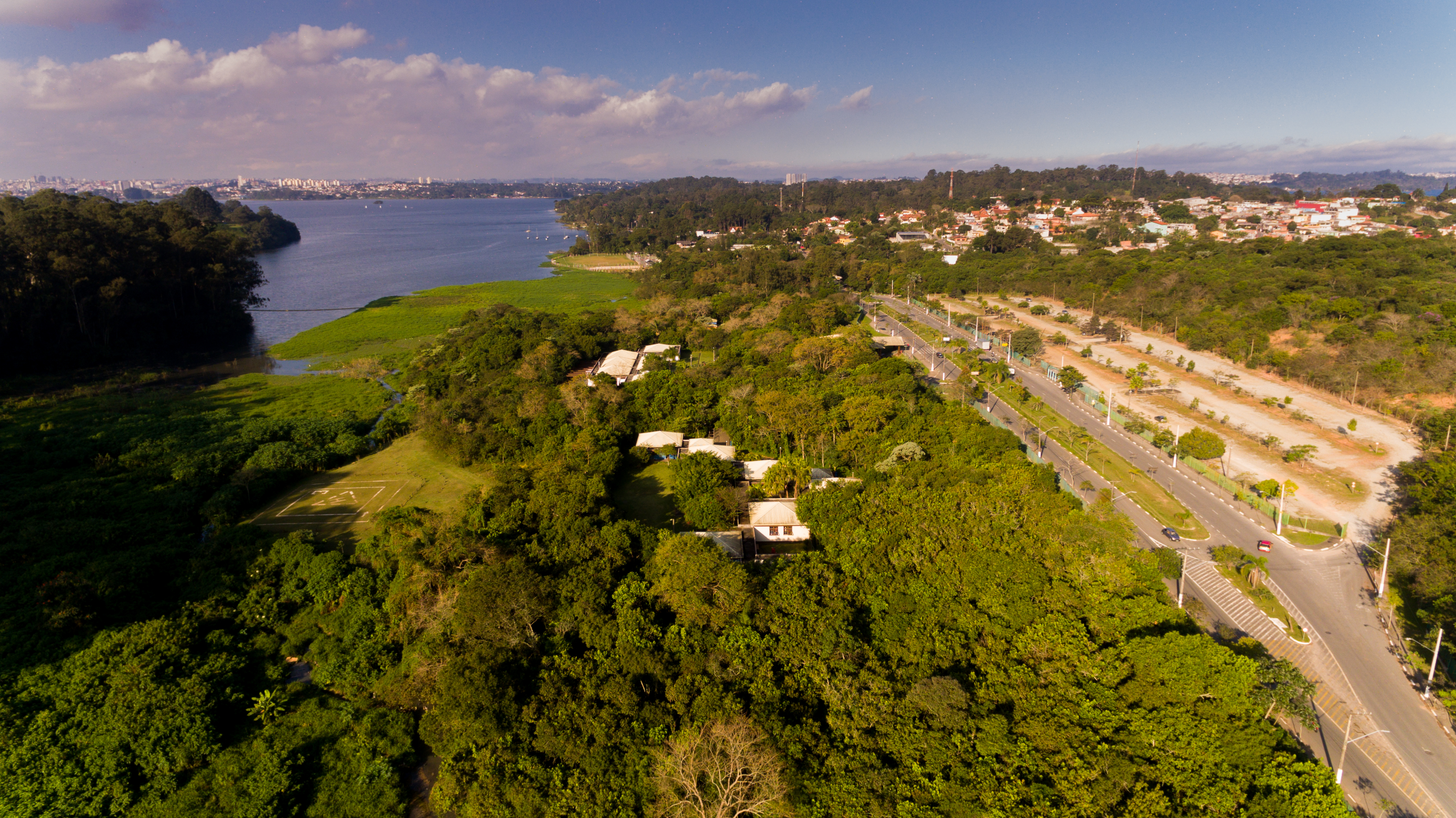 Parques municipais e urbanos fecham por conta do vendaval na capital